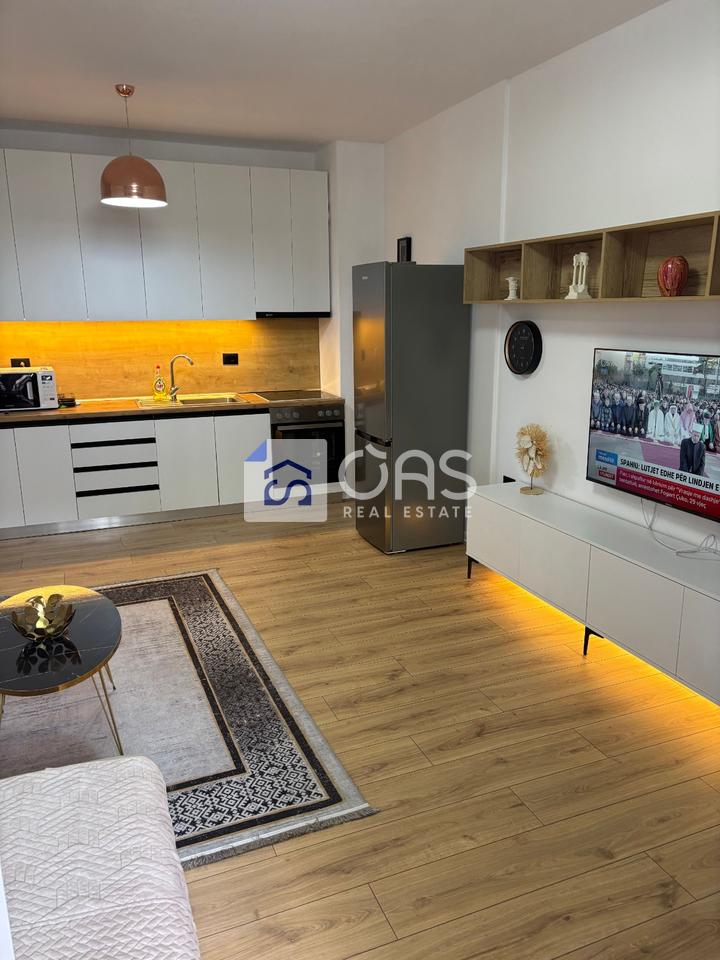 Jepet apartament me qera 2+1 Ish Praku