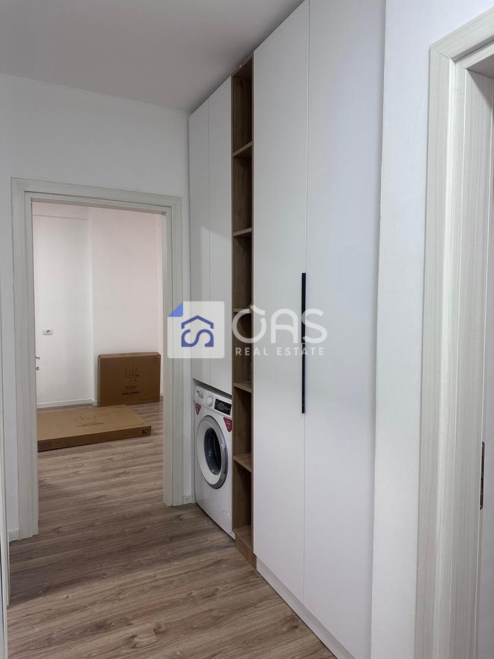 Jepet apartament me qera 1+1 Laprake