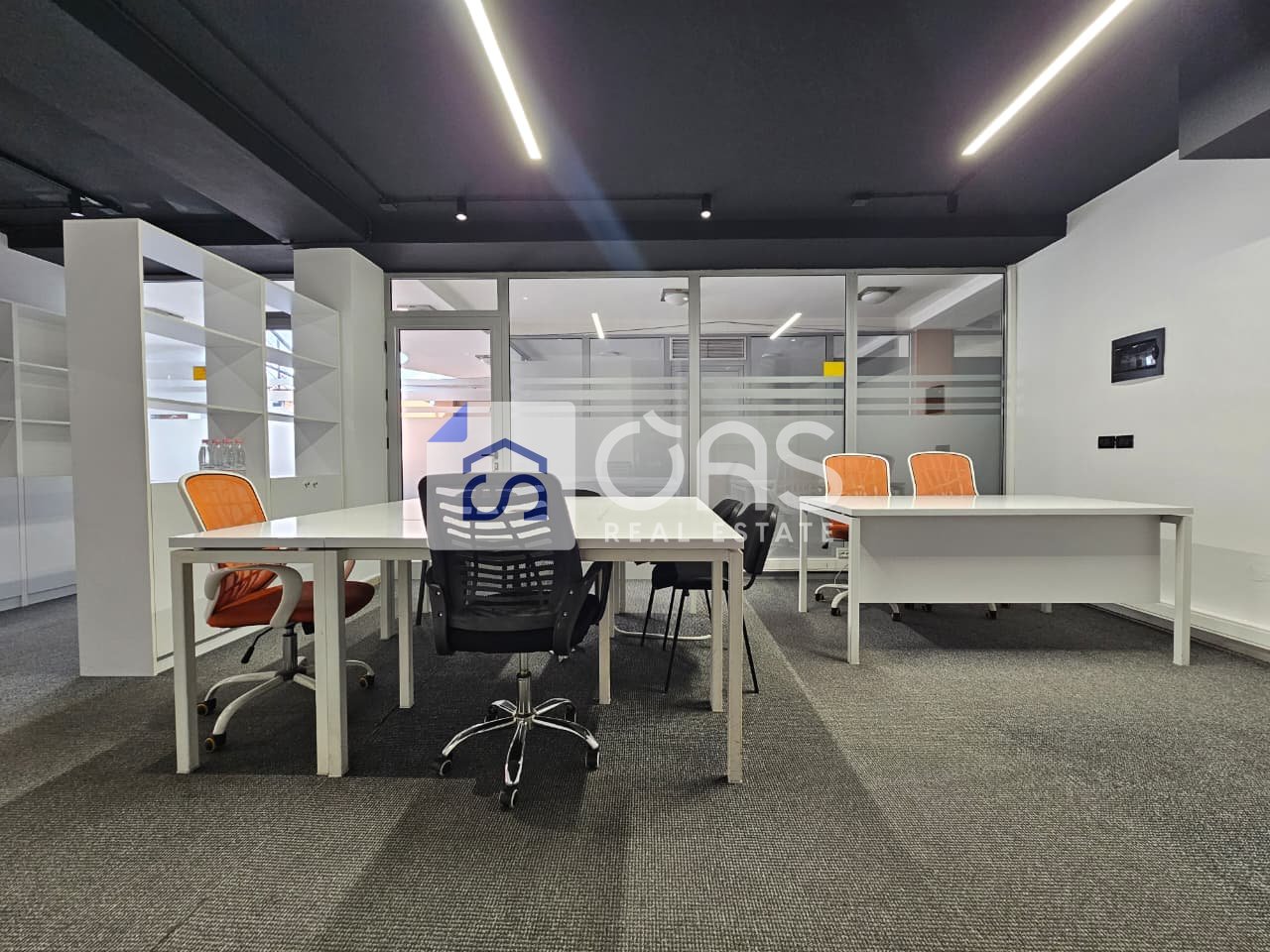 epet me qera ambient zyre Te Pazari i Ri