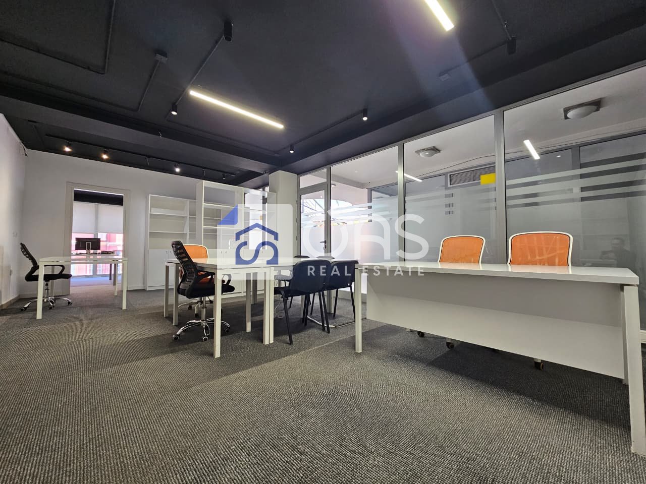 epet me qera ambient zyre Te Pazari i Ri