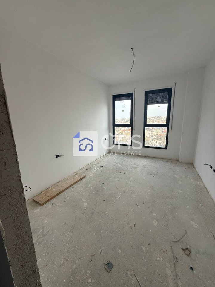 1+1 apartment for sale in Kinostudi.