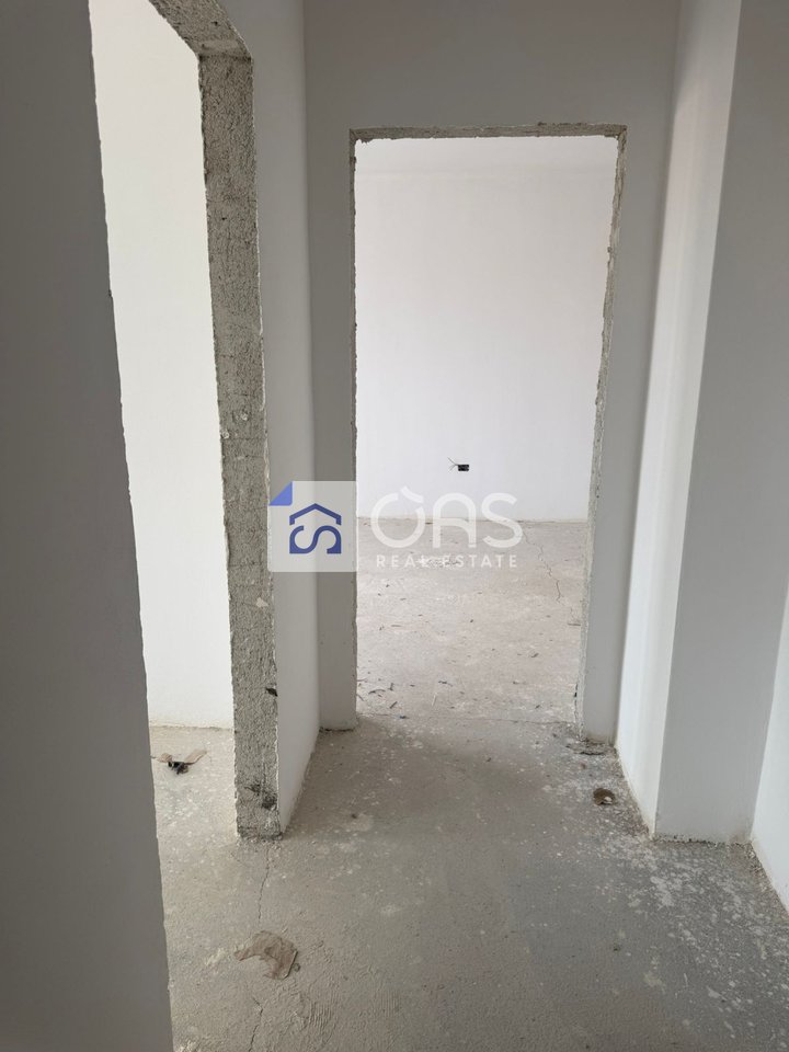 1+1 apartment for sale in Kinostudi.