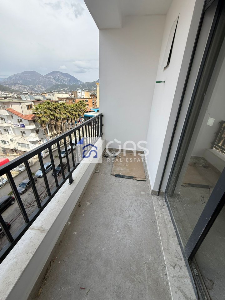 1+1 apartment for sale in Kinostudi.