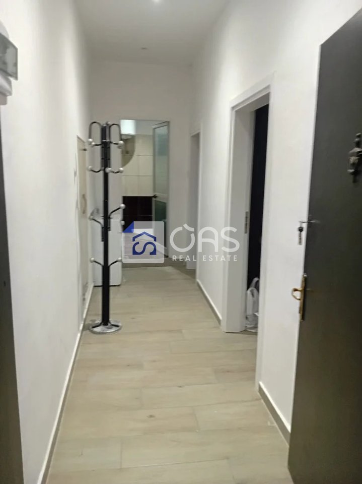 Jepet apartament me qera 1+1 Bllok