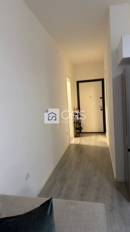 Jepet apartament me qera 2+1 5 maj