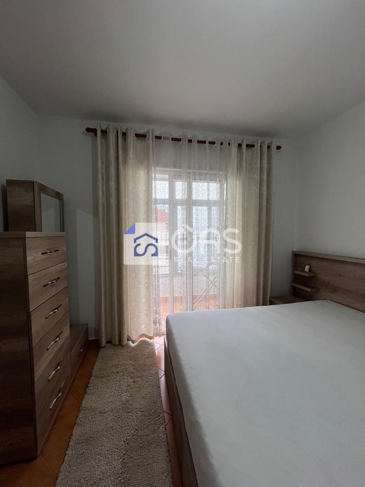 Jepet apartament me qera 2+1 Ali Demi