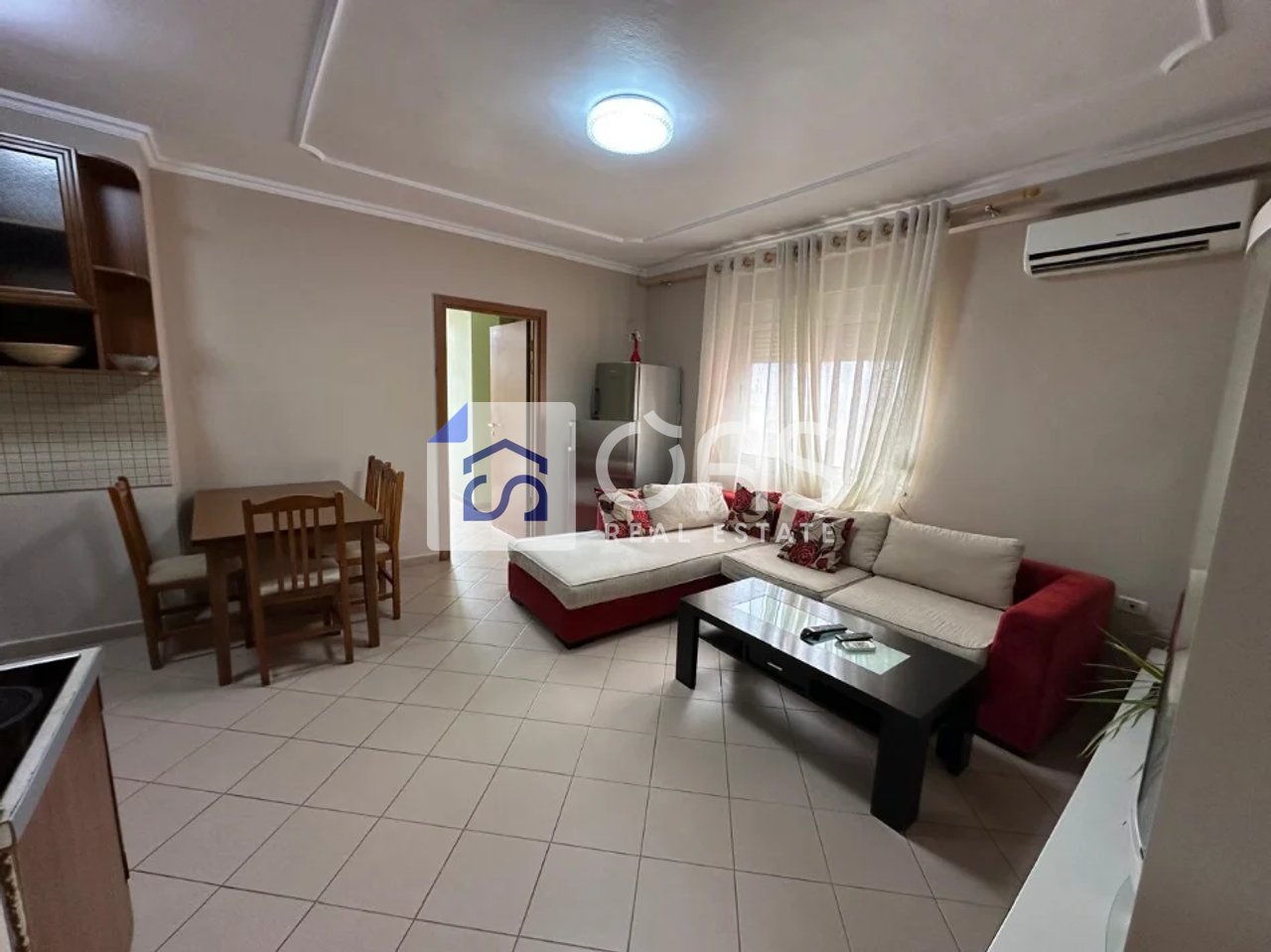 Jepet apartament me qera 1+1 Rruga E Durrsit