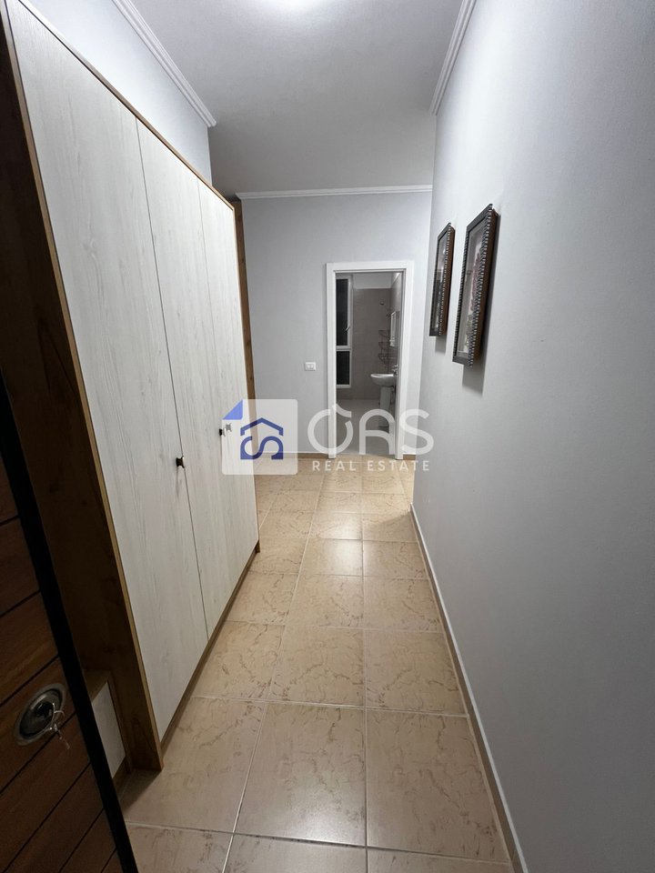 Apartment 2+1+2+2 for rent with parking space at New Boulevard.