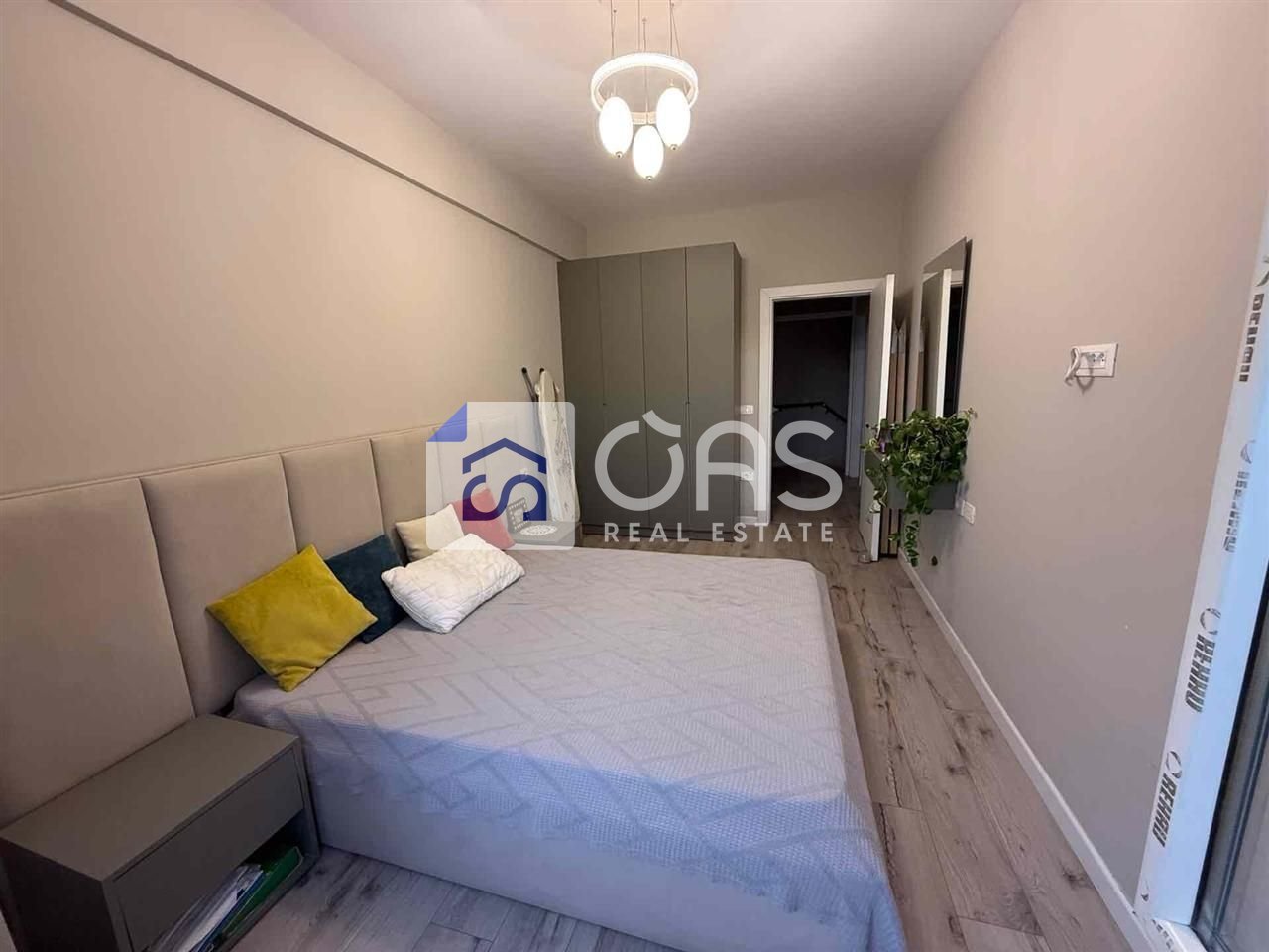 Vendesi duplex 3+1+3 a Kodra e Diellit 2 in vendita