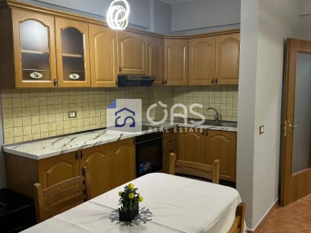 Jepet apartament me qera 2+1 Myslym Shyri