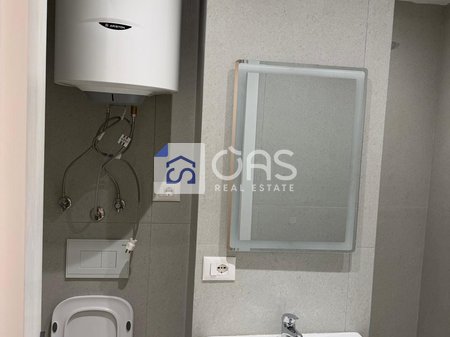 Shitet Apartament 2+1 STACIONI I TRENIT