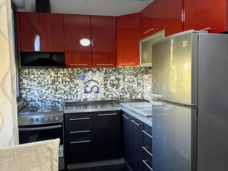 Jepet apartament me qera 2+1 Rruga Bardhyl