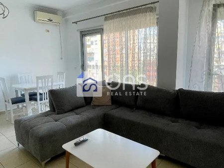 Jepet me qera apartament 1+1 ne Myslym Shyr