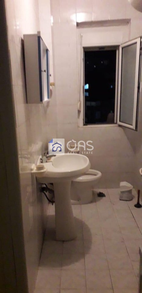 Jepet me qera apartament 2+1 ne Zog te Zi