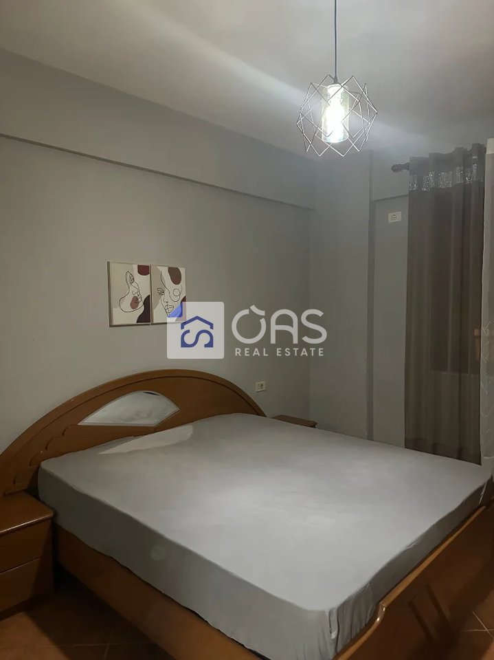 Jepet apartament me qera 2+1 Myslym Shyri