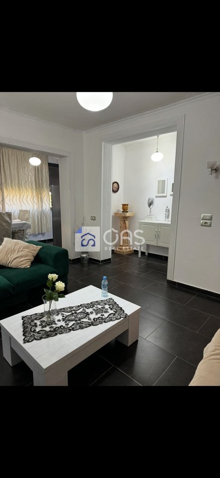 Jepet apartament me qera 2+1 Rruga Bardhyl
