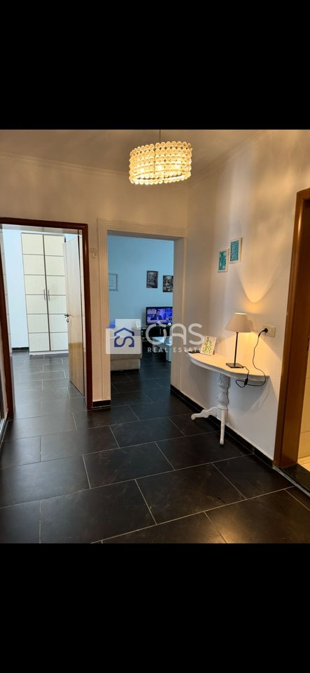Jepet apartament me qera 2+1 Rruga Bardhyl