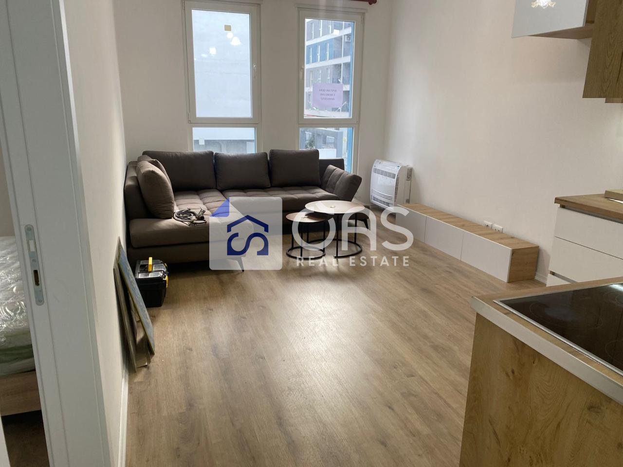 Jepet me qera  apartament 1+1  Univers City