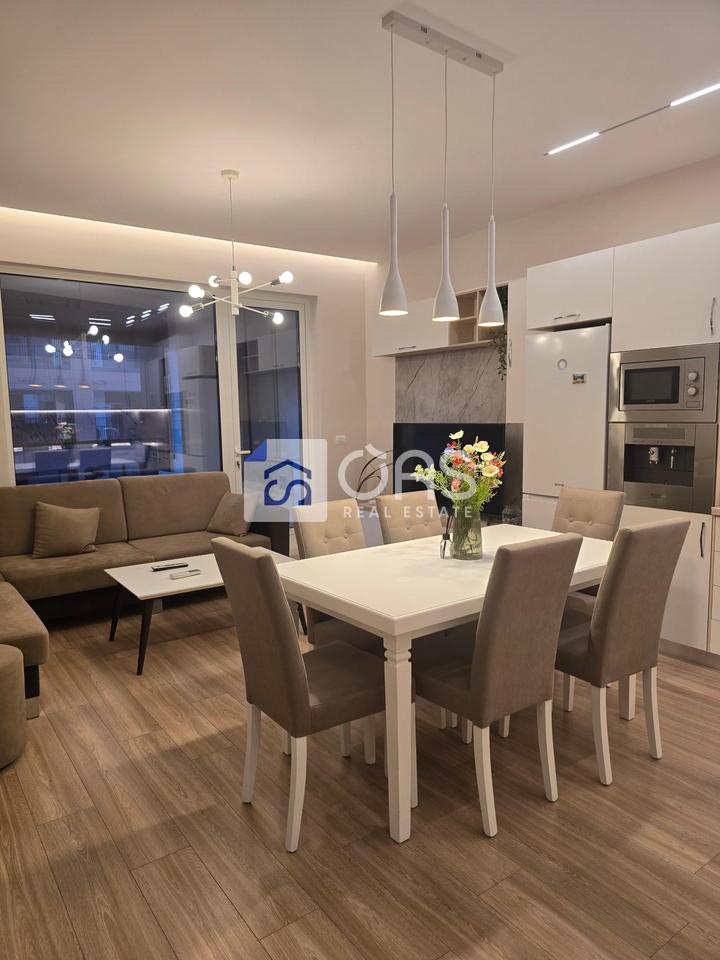 Jepet apartament me qera 2+1 Bulevard i Ri + Post parkimi
