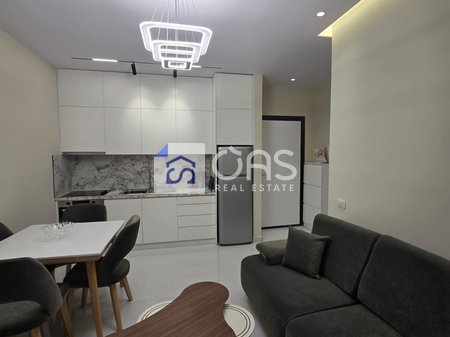 Jepet me qera apartament 1+1  univers city