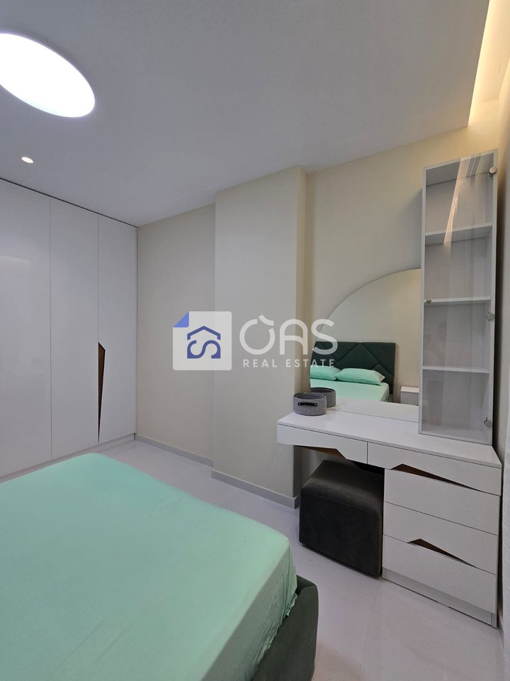 Jepet me qera apartament 1+1  univers city