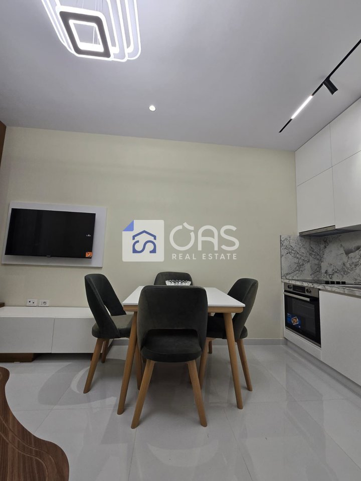 Jepet me qera apartament 1+1  univers city