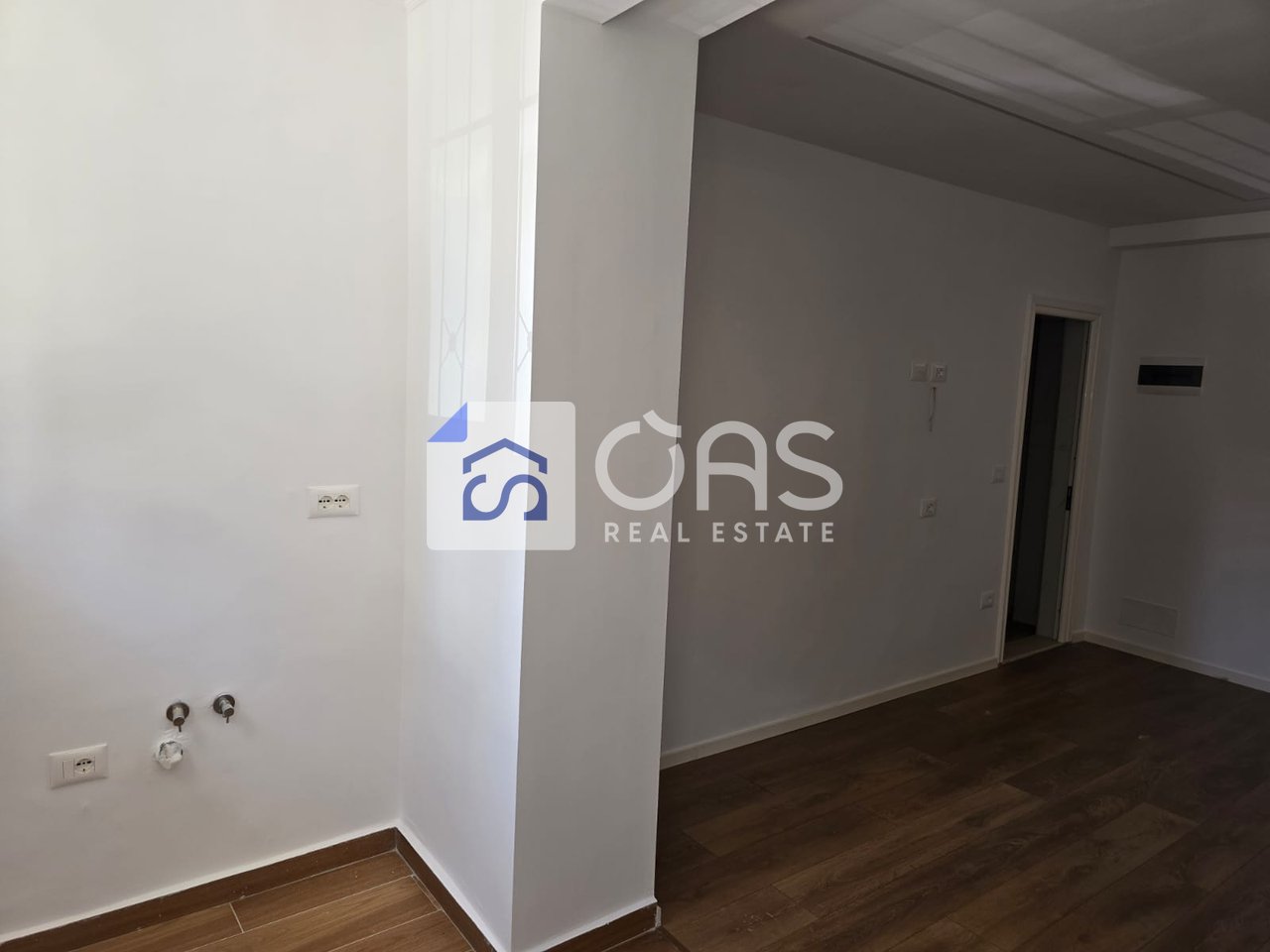 Studio apartment for sale on 4 Deshmoret Street