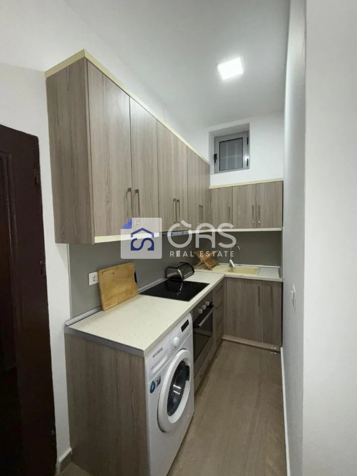 Jepet me qera apartament 1+1 Ne Bllok