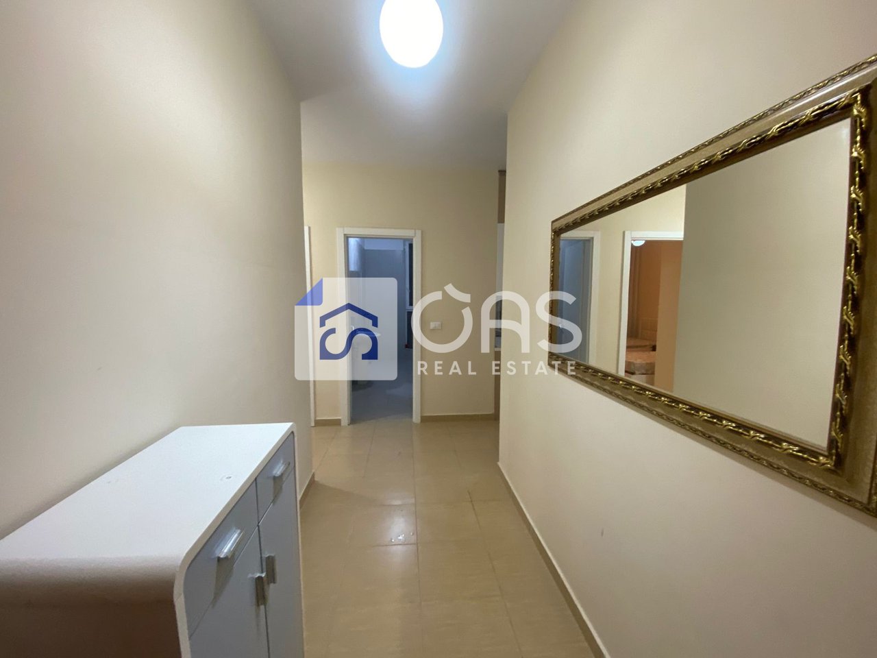 Jepet apartament me qera 2+1 Bulevard i Ri