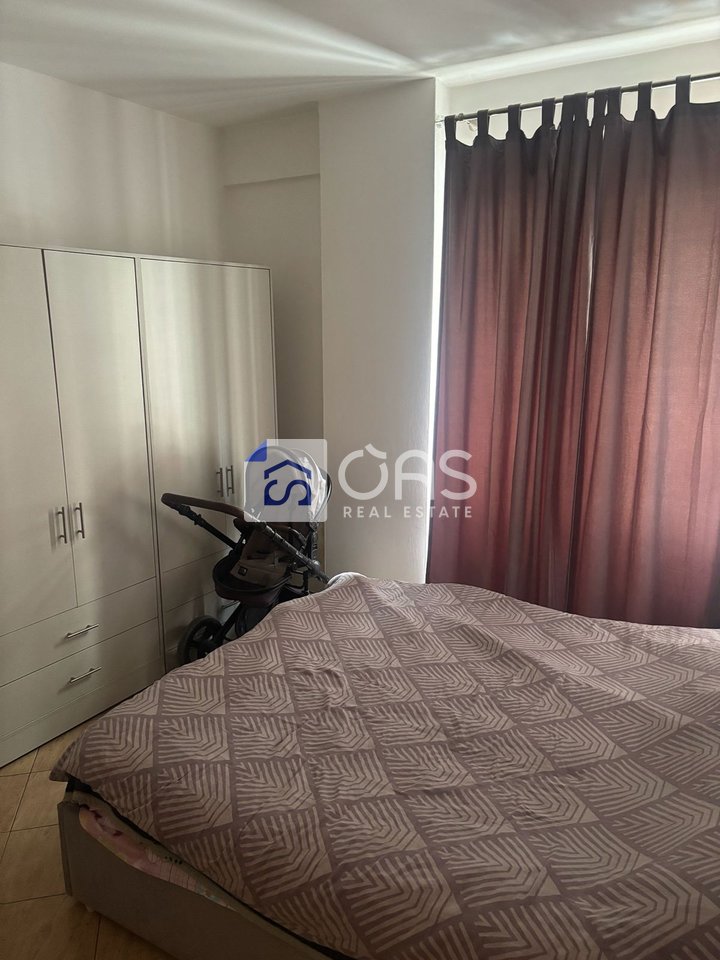 jepet me qira  Apartament 1+1 astir