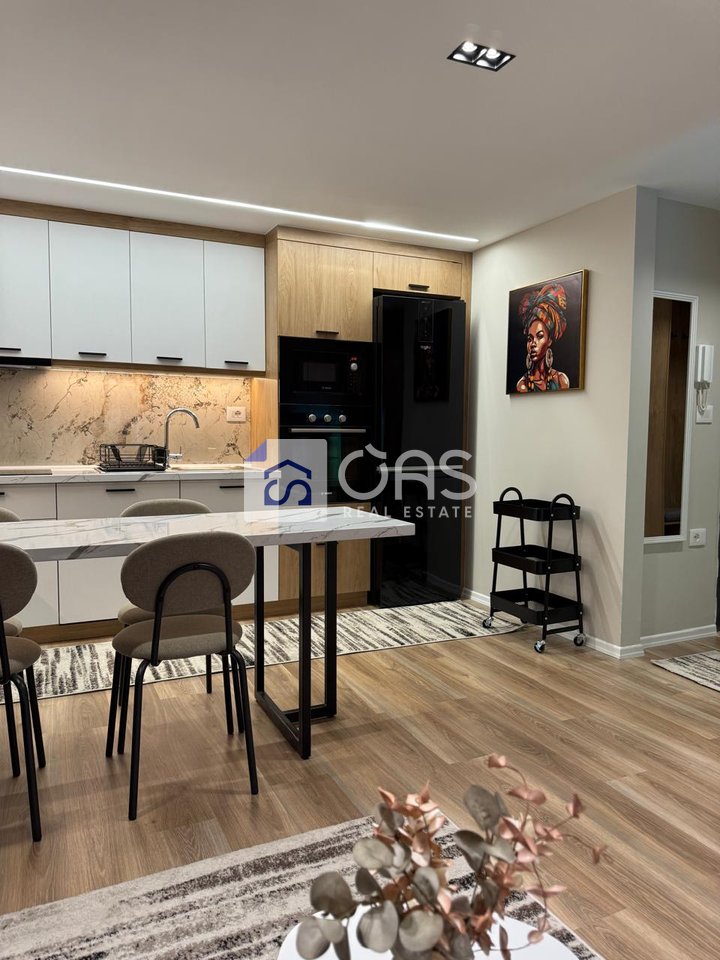 Duplex 1+1 with parking space for rent near American Hospital 3