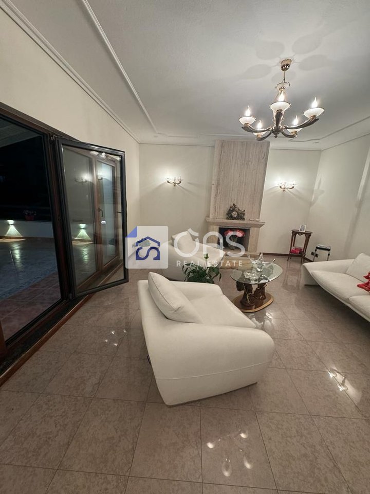 Affittasi Appartamento Premium 3+1+2 via Elbasanit (di fronte al Downtown)