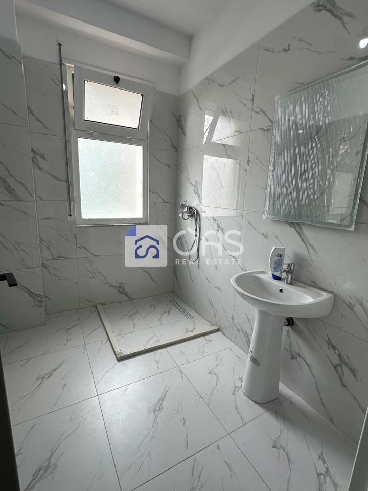 jepet me qera apartament 2+1 ne Paskuqan