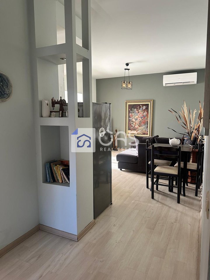 1+1 apartment for rent at Petro Nini