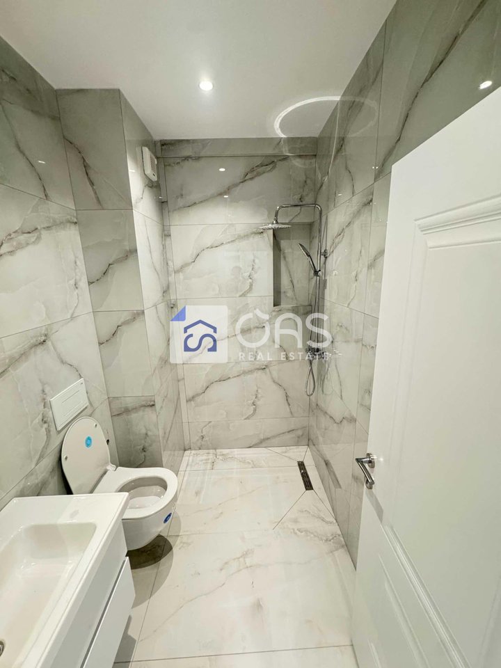 Apartment 2+1+2 for rent in Kamez