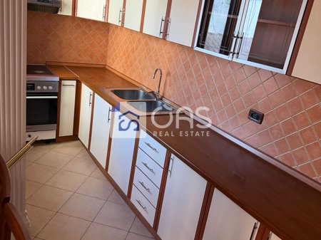 Jepet me qera apartament 2+1+2 ne 5 Maj .