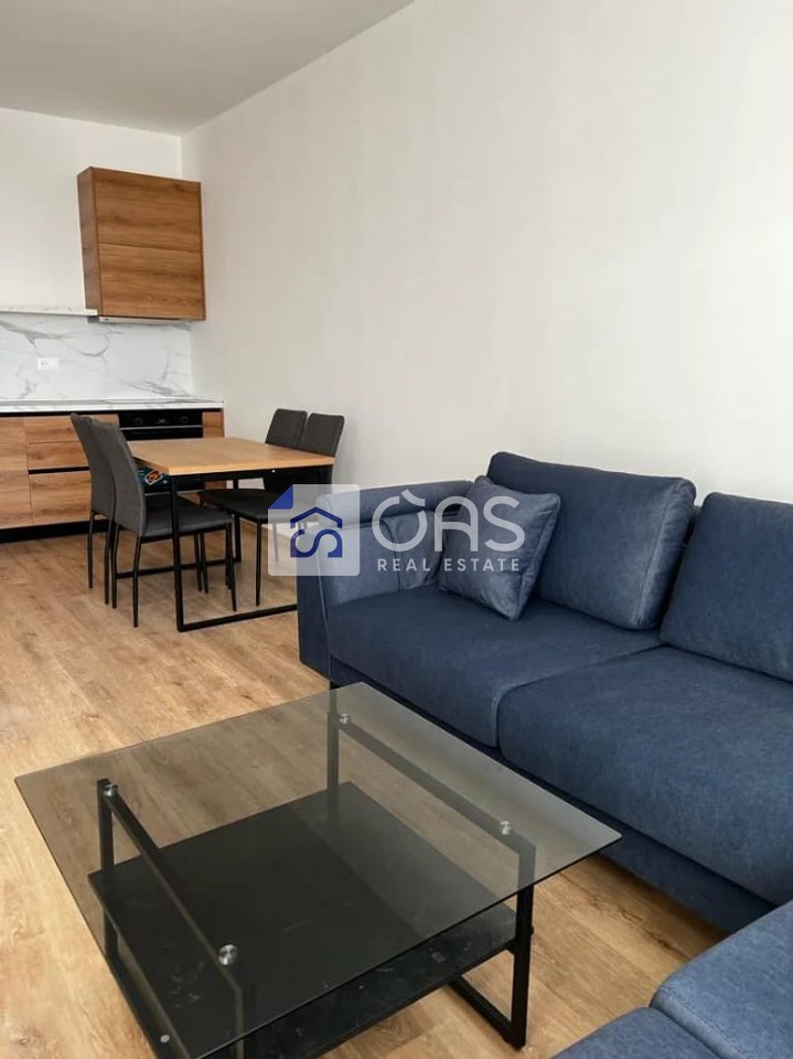 Jepet me qira apartament 1+1 Te Rruga e Dibres(Kompleksi Arlis)