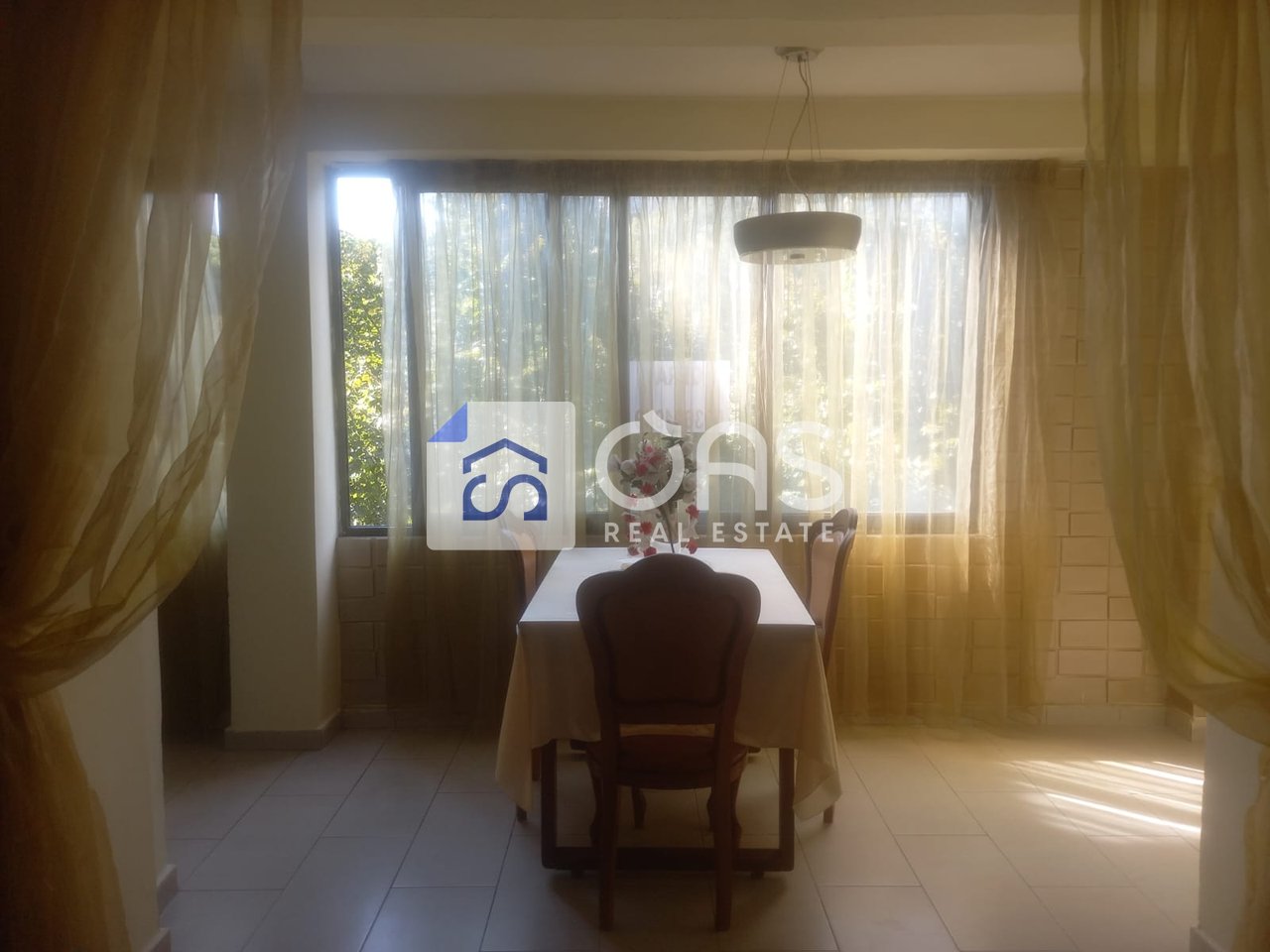 Jepet me qera apartament 2+1 21 dhjetori (perball oslos)