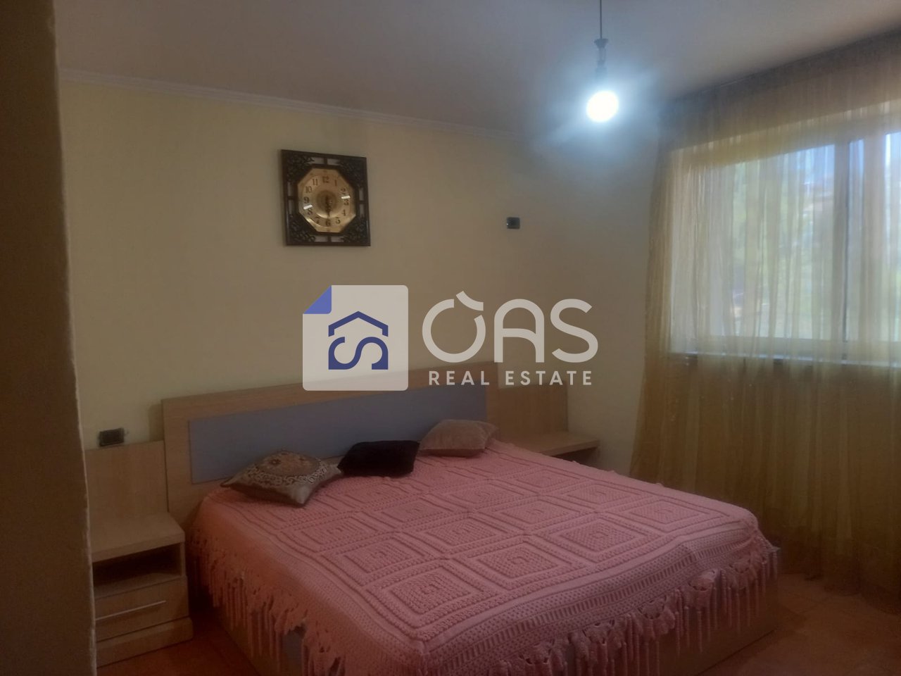 Jepet me qera apartament 2+1 21 dhjetori (perball oslos)