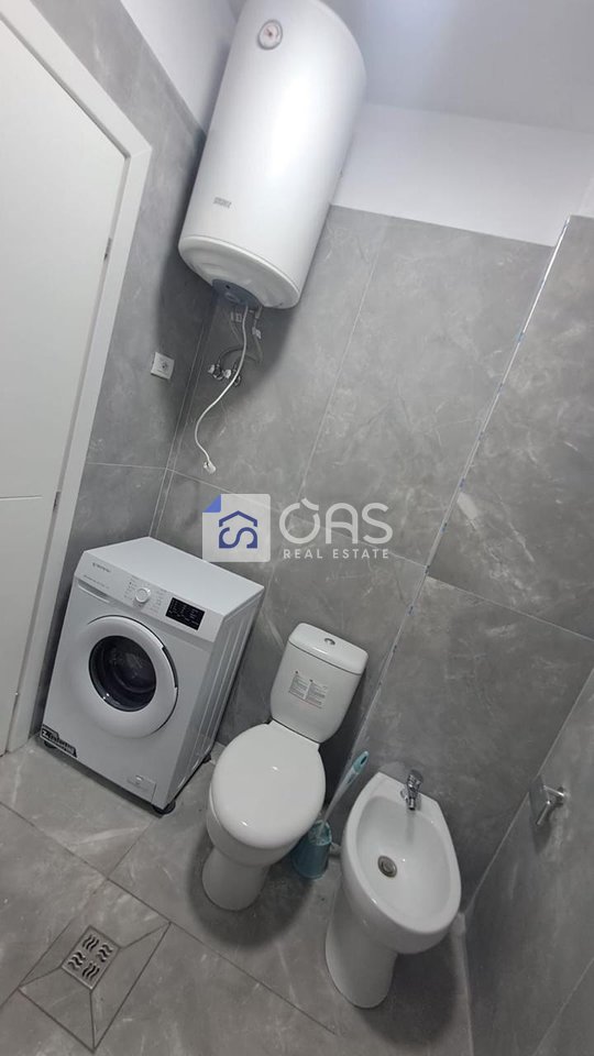 Jepet me qera apartament 1+1 Ne Kamez