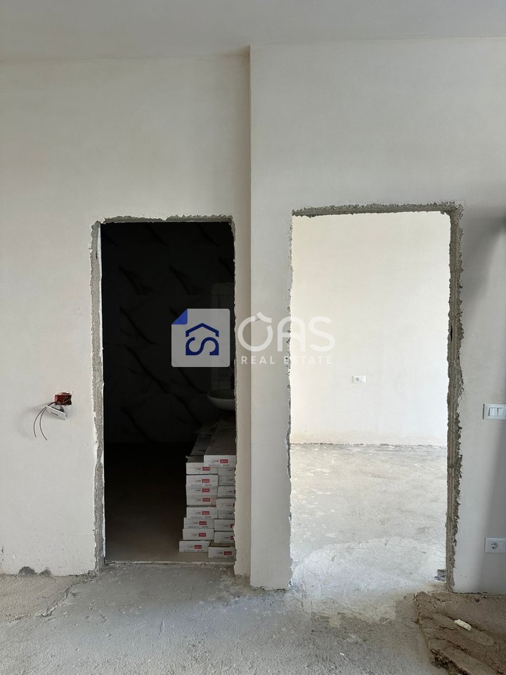 Vendesi appartamento 1+1 zona campo aviazione