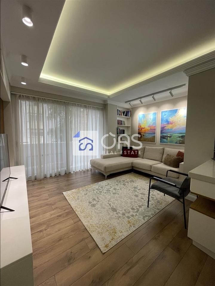 Jepet apartament me qera 2+1 Te Rruga Bardhyl