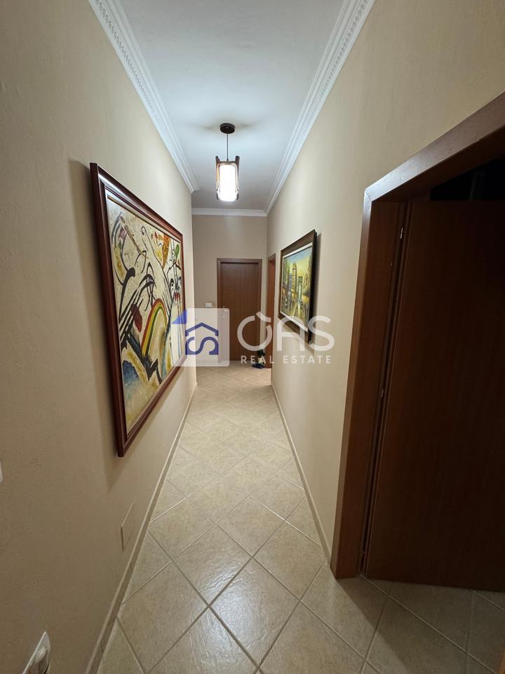 Jepet me qera Apartamenti 2+1 Astir