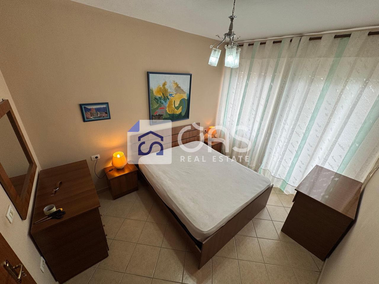 Jepet me qera Apartamenti 2+1 Astir