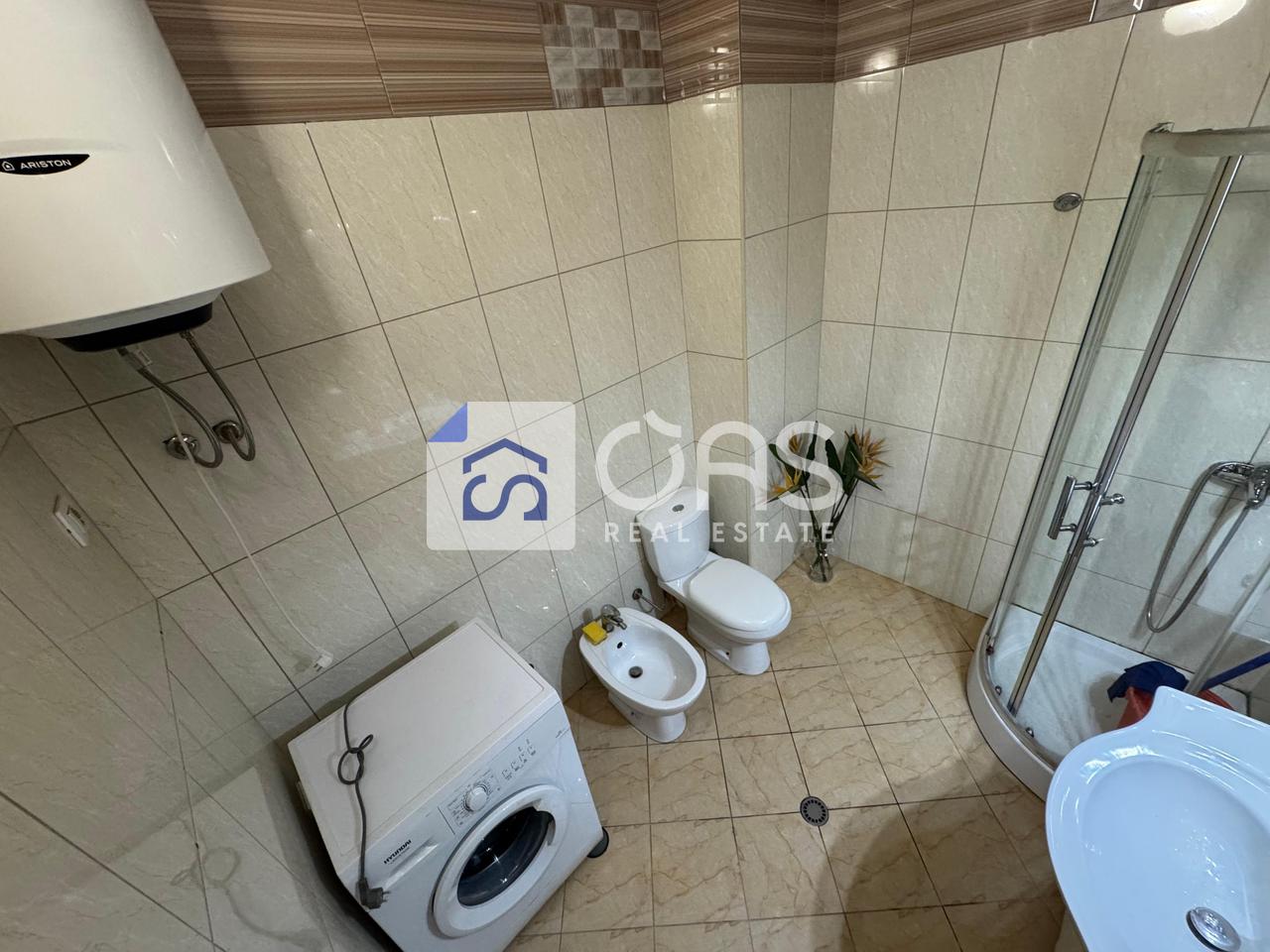 Jepet me qera Apartamenti 2+1 Astir