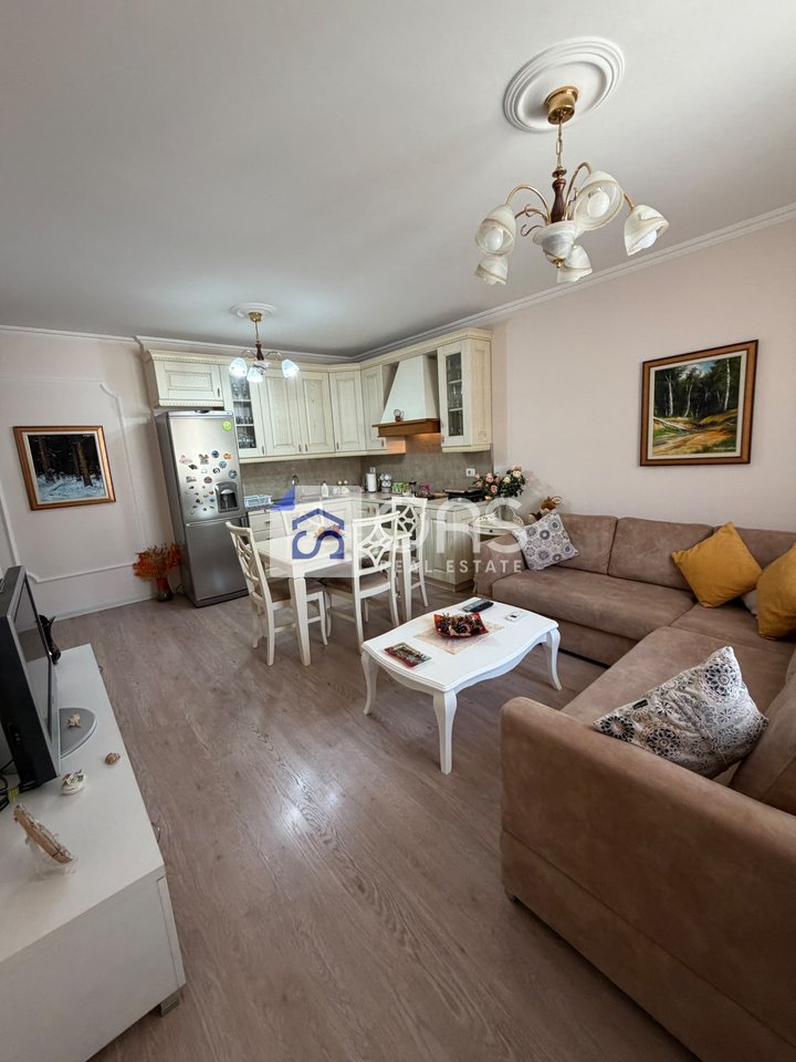 Apartment 1+1 for rent at Kontakt Complex 21 Dhjetori