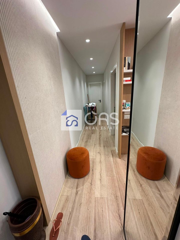 Jepet me qera Apartamenti 2+1  Selit