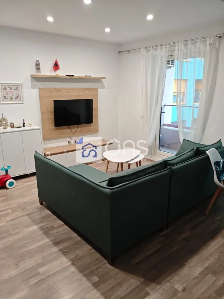 Jepet me qera Apartamenti 1+1  Ali Demi