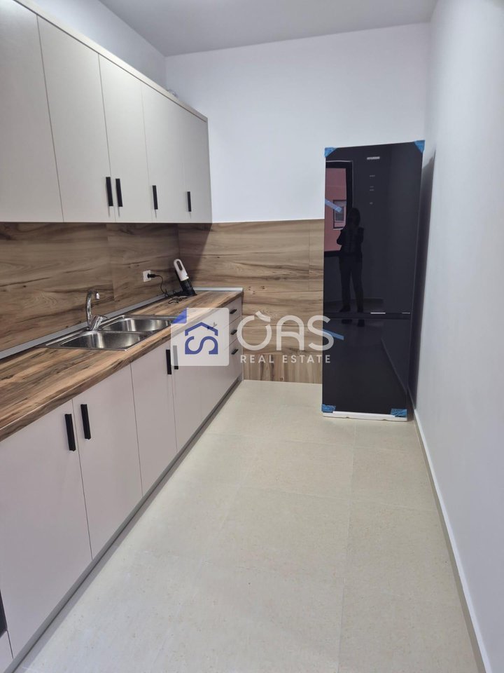Apartment for rent 2+1+2+parking   Elbasan Street