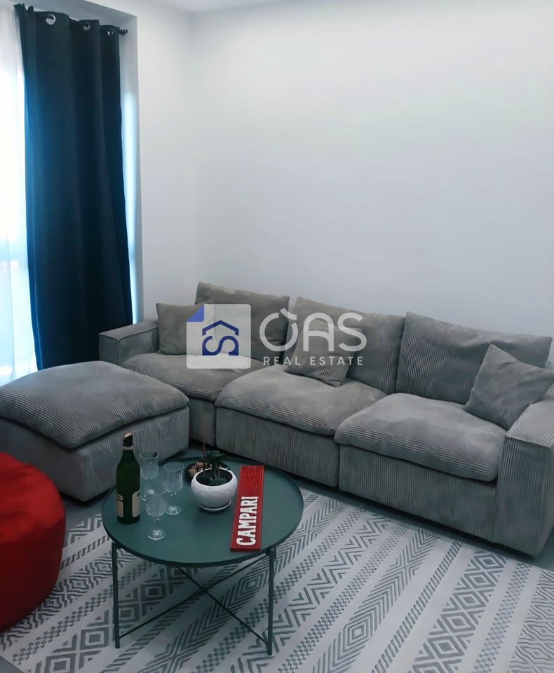 Jepet me qera apartament 1+1 te Rruga e Kavajes